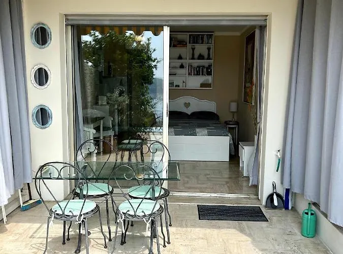 Leopolda Apartamento *